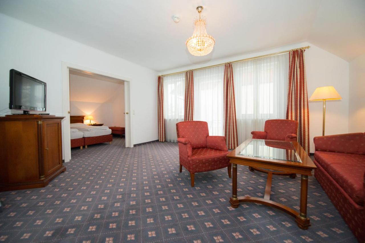 Parkhotel Styria ชไตอาร์ ภายนอก รูปภาพ