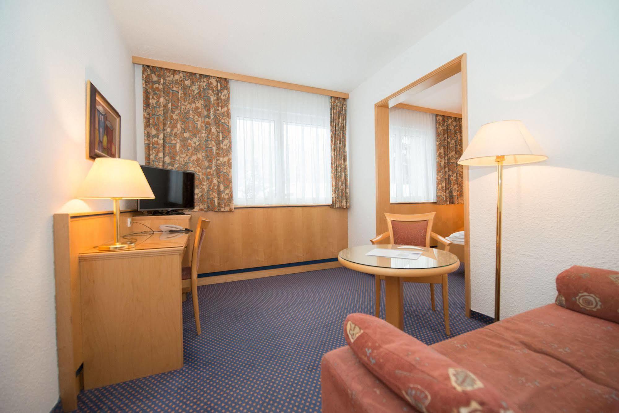 Parkhotel Styria ชไตอาร์ ภายนอก รูปภาพ